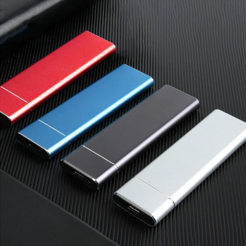 "Ultratunn extern SSD-hårddisk i aluminium, 1 TB och 2 TB, i stilfull design, perfekt för snabb filöverföring och portabilite