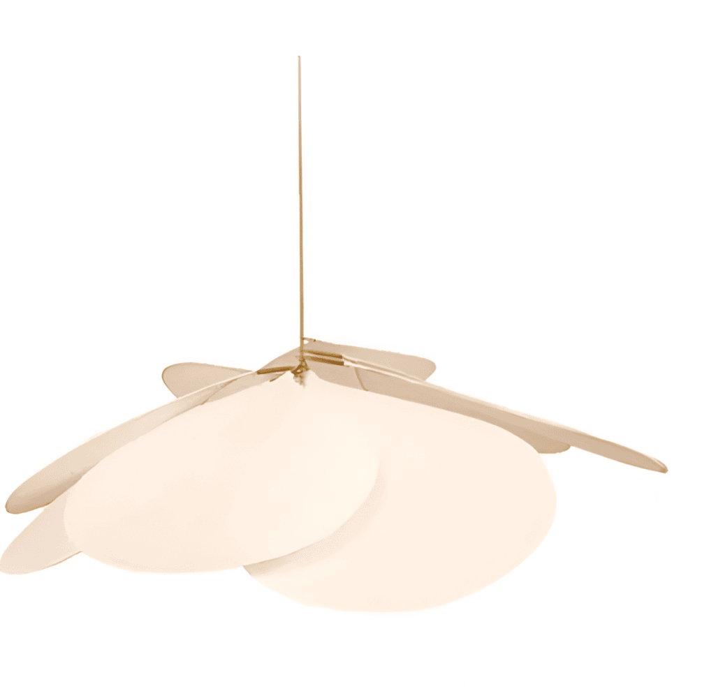 Vintage blommig taklampa i tyg. Hängande lampa med mjukt ljus.