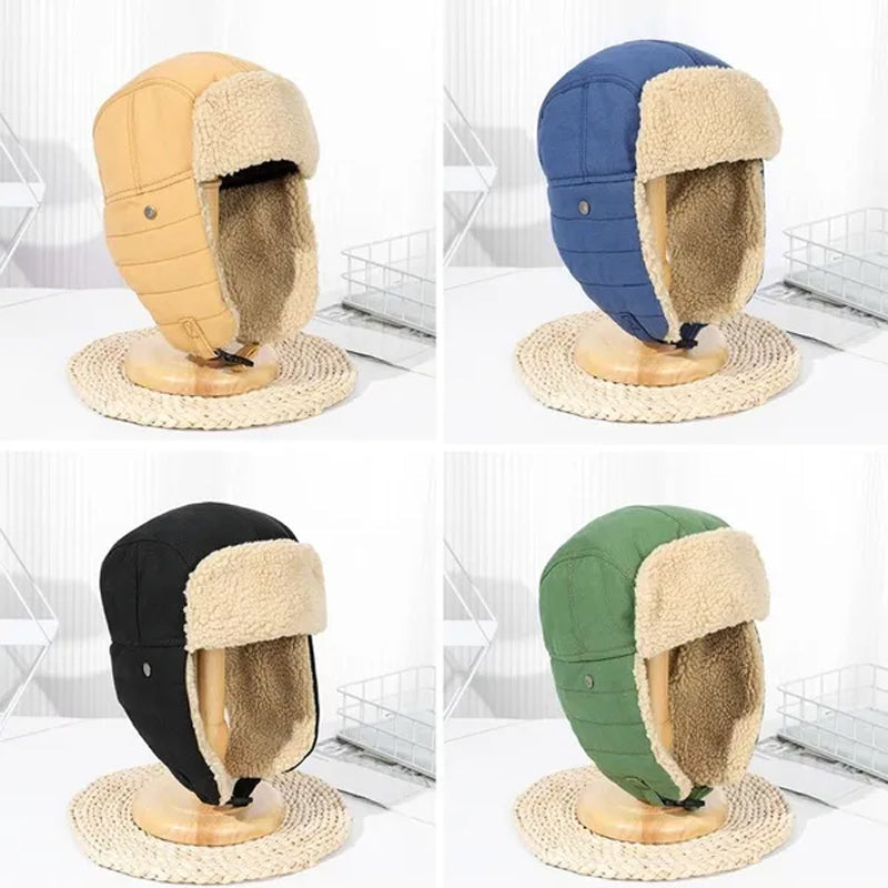 Vintermössa i fleece med öronskydd för herr och dam, varm och trendig, finns i brun, grön, marinblå och svart.